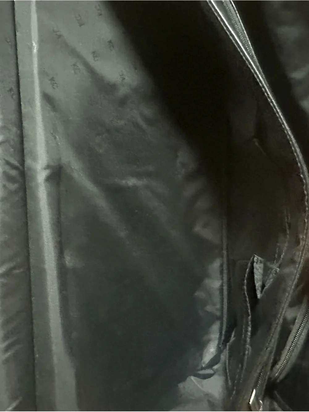 Kenneth Cole Black Leather Men's Briefcase with Shoulder Strap
